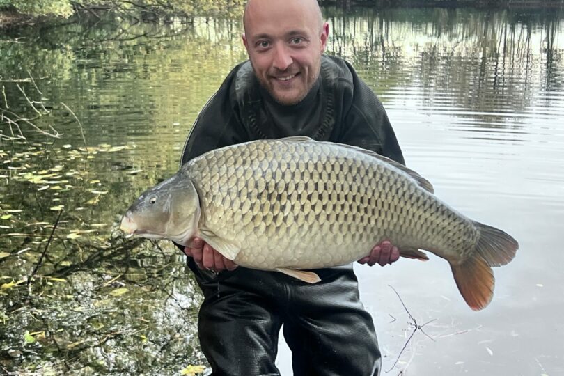 Big Carp Make a Splash at The Folly Main Lake!
